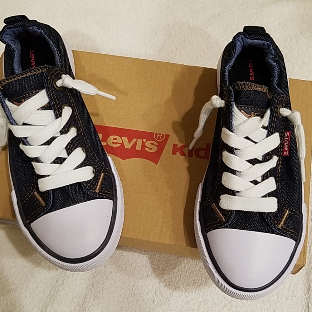 Girls Levi's shoes